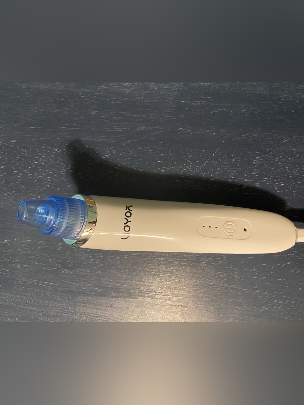 White Facial Cleansing & Pore Vacuum Device - White